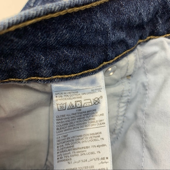 Old Navy High Rise Slouchy Straight Distressed Jeans Sz 10 - Picture 6 of 10